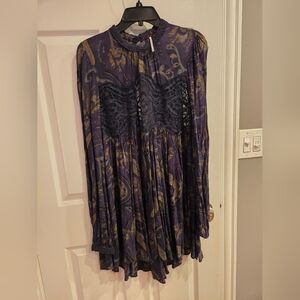 Free people women's long sleeve round neck bohemian print,SIZE M